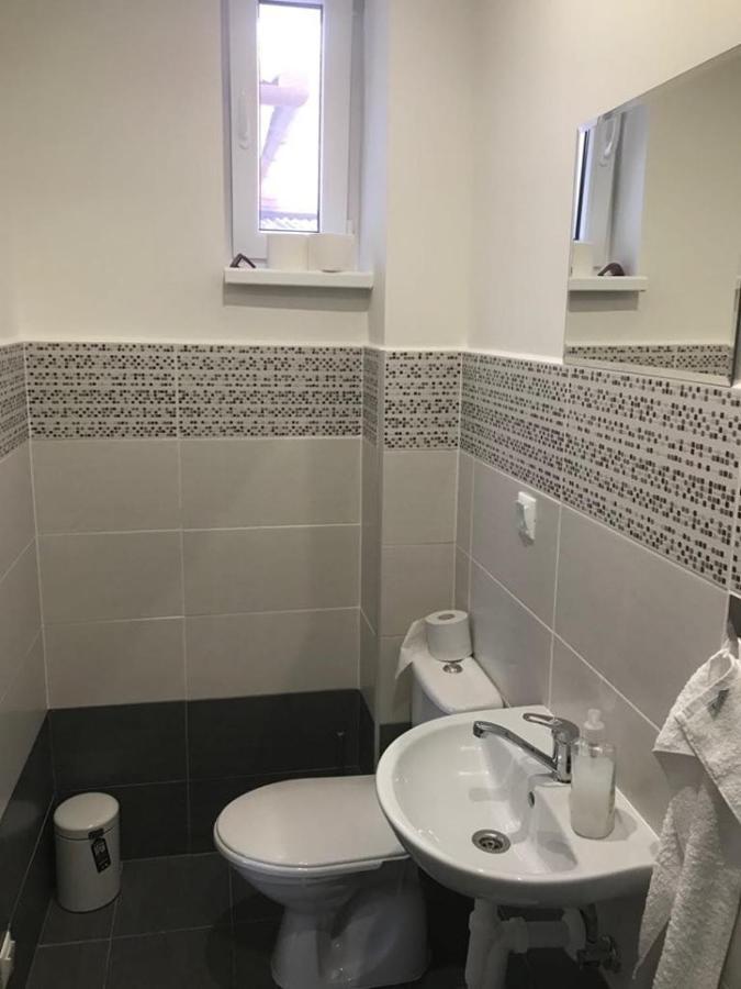 Apartmány Roland Veľký Meder Esterno foto